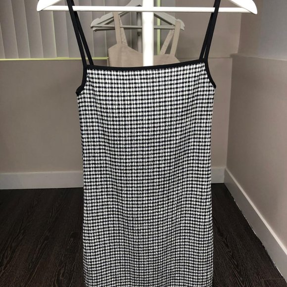 Aritzia Jazz Dress - Picture 2 of 2